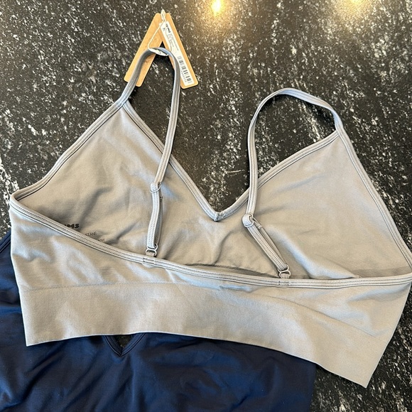 SKIMS SOFT SMOOTHING SEAMLESS BRALETTE SET - Picture 3 of 8